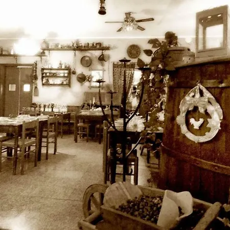 Officina Dei Sogni Alojamento de Acomodação e Pequeno-almoço Compiano