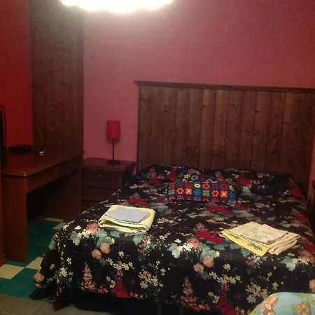 Bed & Breakfast Officina Dei Sogni Compiano